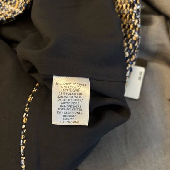 Halogen blue fringe skirt. NWT size 8 - Picture 6 of 6